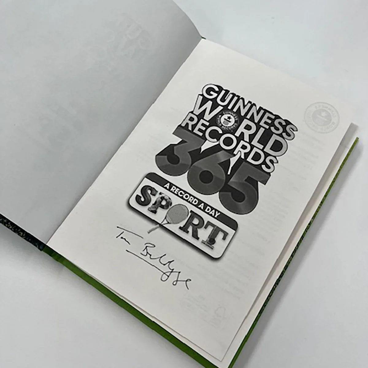 Guinness World Records 365 Sport Signed Edition Book - Image 3